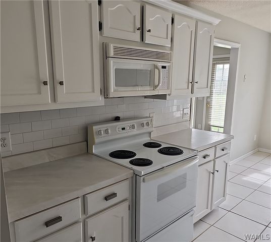 10441 Sunnyland, Tuscaloosa, AL 35405