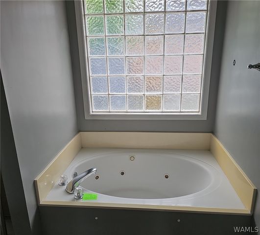 10441 Sunnyland, Tuscaloosa, AL 35405