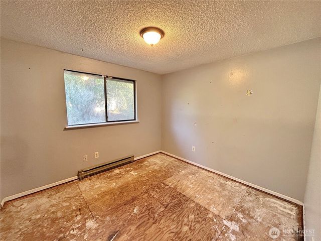 7305 38th Loop SE, Lacey, WA 98503