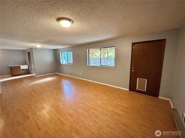7305 38th Loop SE, Lacey, WA 98503