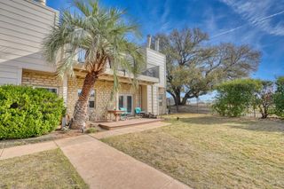 605 Port 3, Horseshoe Bay, TX 78657