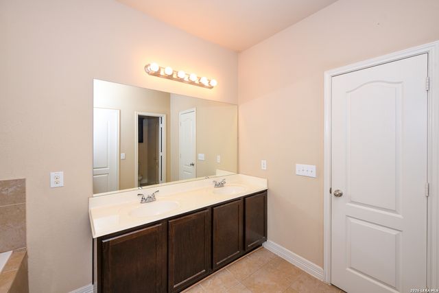 1128 Pelican, New Braunfels, TX 78130
