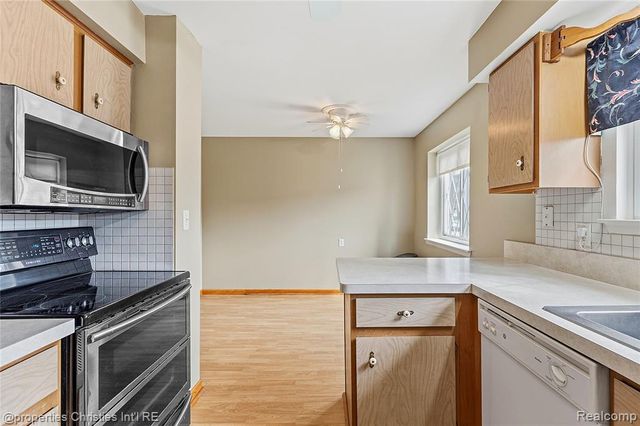 29240 Gloede Drive k13, Warren, MI 48088