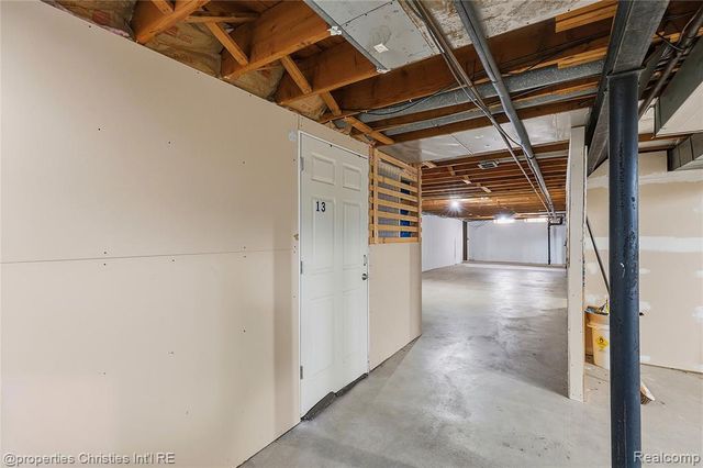 29240 Gloede Drive k13, Warren, MI 48088