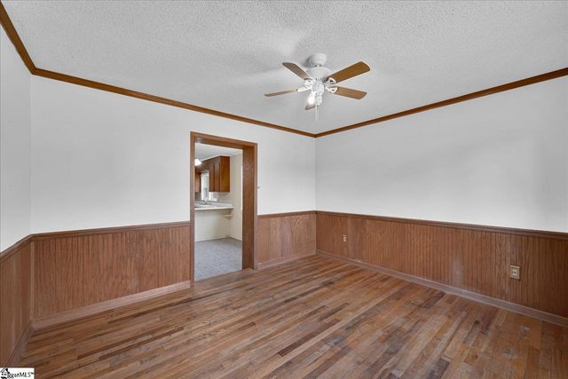 13 Eastview Street, Honea Path, SC 29654