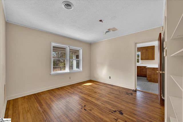 13 Eastview Street, Honea Path, SC 29654