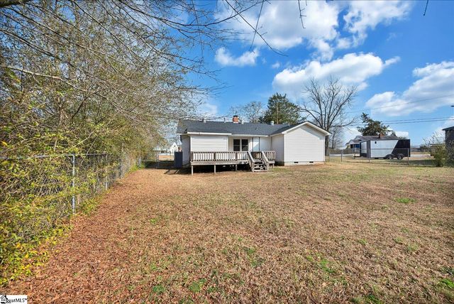 13 Eastview Street, Honea Path, SC 29654