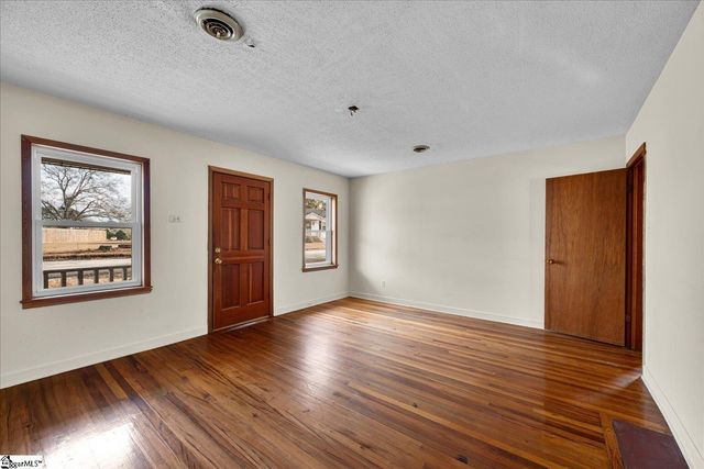 13 Eastview Street, Honea Path, SC 29654