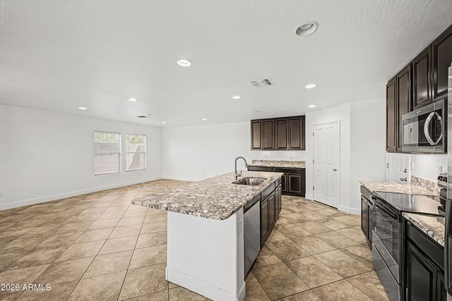 16332 W MORELAND Street, Goodyear, AZ 85338