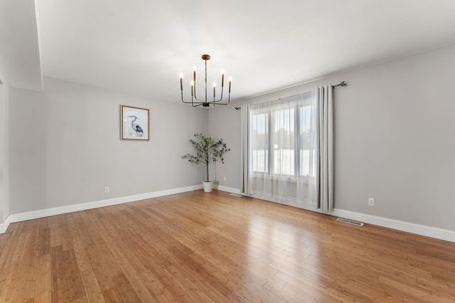 16255 Grant Street, Crown Point, IN 46307