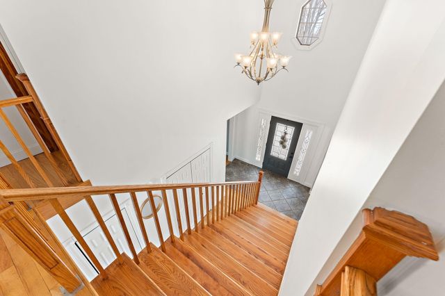 16255 Grant Street, Crown Point, IN 46307