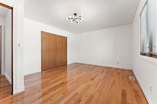 16255 Grant Street, Crown Point, IN 46307