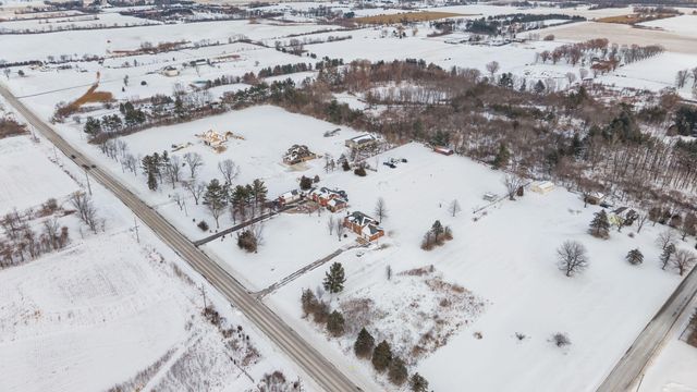 16255 Grant Street, Crown Point, IN 46307