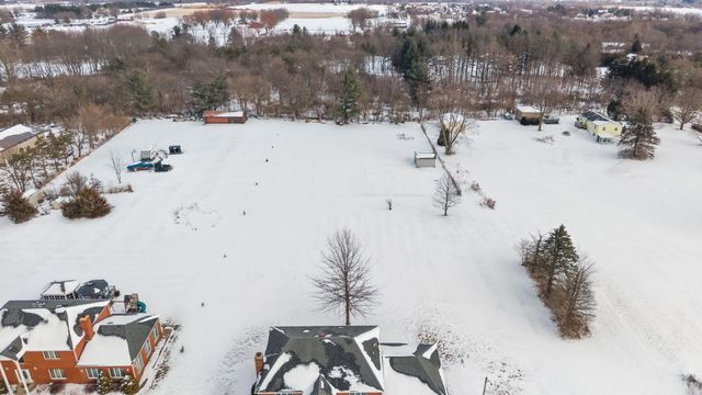 16255 Grant Street, Crown Point, IN 46307