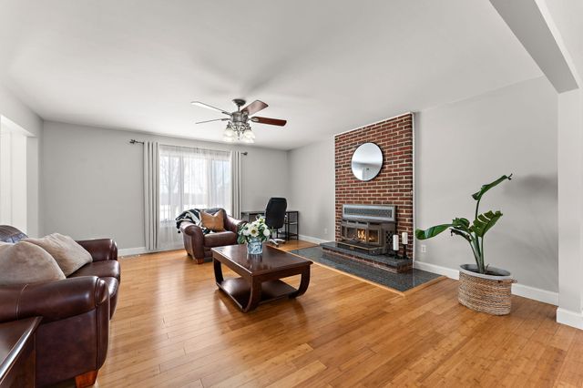 16255 Grant Street, Crown Point, IN 46307