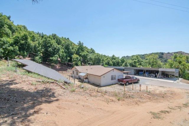 3135 E Valley Parkway, Escondido, CA 92027