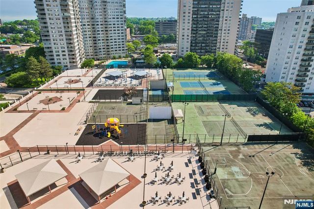 2000 Linwood Avenue 11A, Fort Lee, NJ 07024