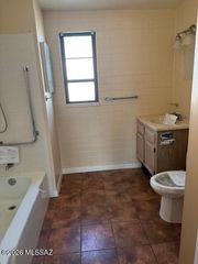 277 S Paseo Pena Apt C, Green Valley, AZ 85614