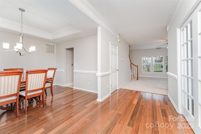 8611 Sabella Lane, Charlotte, NC 28216