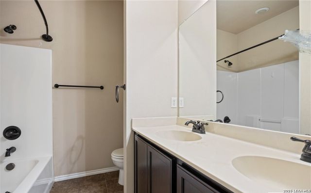 949 Brown Rock, New Braunfels, TX 78130