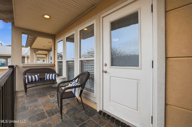 548 W Beach Boulevard, 117, Long Beach, MS 39560