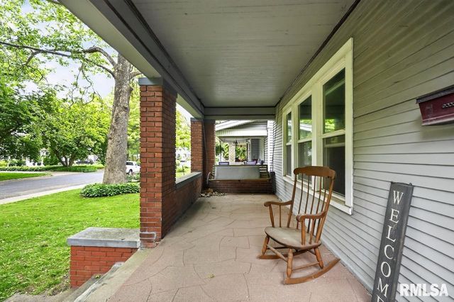 1408 W PARKSIDE Drive, Peoria, IL 61606