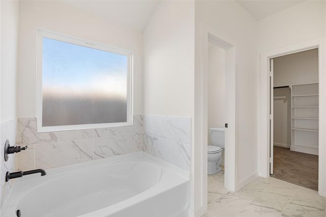 3222 Emerald Hills Drive, Angleton, TX 77515