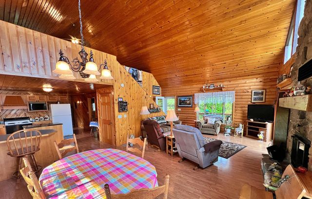 9919 Woodland Trail, Brainerd, MN 56401