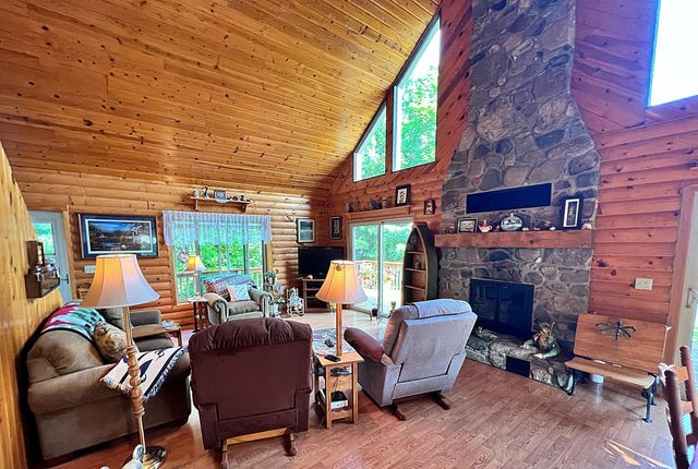 9919 Woodland Trail, Brainerd, MN 56401