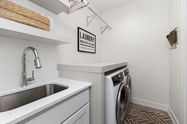 1030 Timber Valley Circle, Polk City, IA 50226