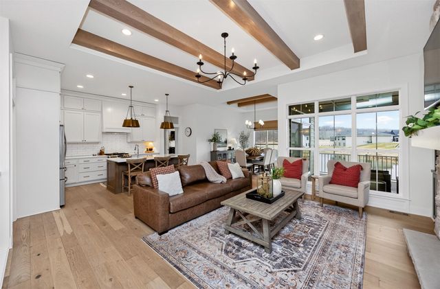 1030 Timber Valley Circle, Polk City, IA 50226