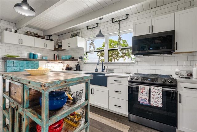 4881 LAKE CECILE DR, Kissimmee, FL 34746