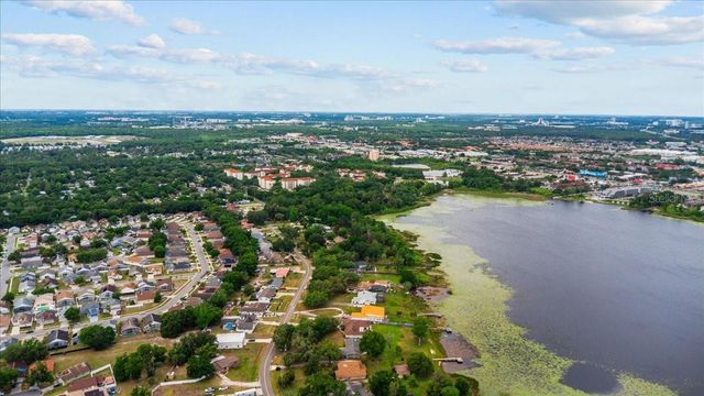 4881 LAKE CECILE DR, Kissimmee, FL 34746