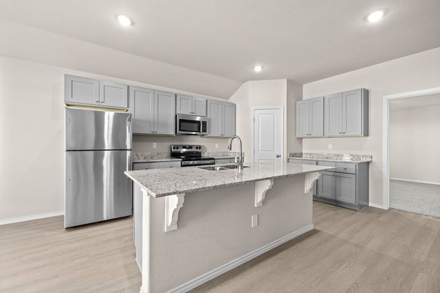 8512 E County Rd 111, Midland, TX 79790