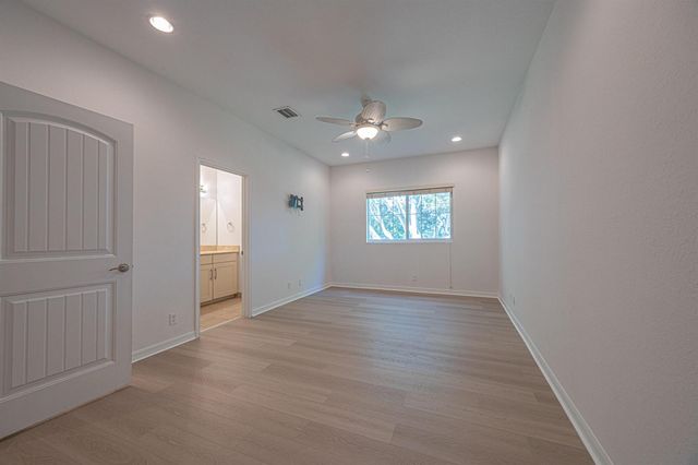 2646 Webb Avenue, Delray Beach, FL 33444