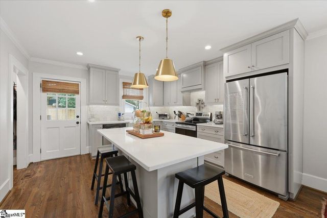 213 W Faris Road, Greenville, SC 29605