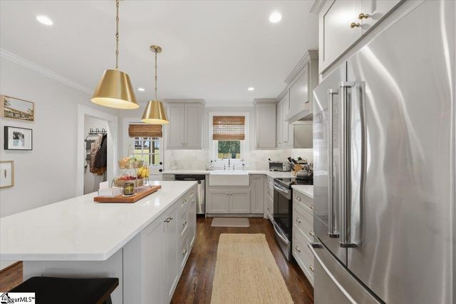 213 W Faris Road, Greenville, SC 29605