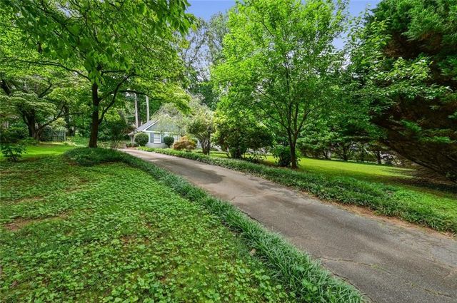 1681 Huntington Drive, Marietta, GA 30066