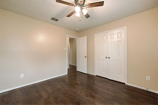 321 Briar Oaks Drive, Royse City, TX 75189