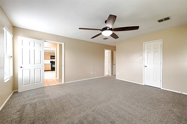 321 Briar Oaks Drive, Royse City, TX 75189