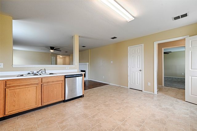 321 Briar Oaks Drive, Royse City, TX 75189