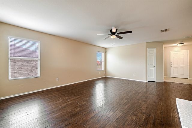 321 Briar Oaks Drive, Royse City, TX 75189