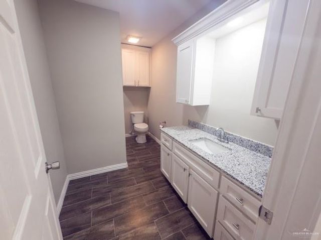 512 Alfonso Flores Drive, Edinburg, TX 78542