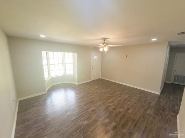 512 Alfonso Flores Drive, Edinburg, TX 78542