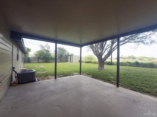 512 Alfonso Flores Drive, Edinburg, TX 78542