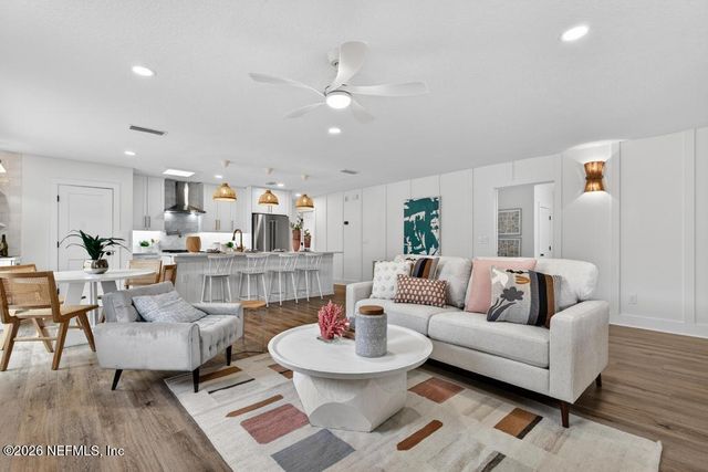 719 14TH Avenue S, Jacksonville Beach, FL 32250