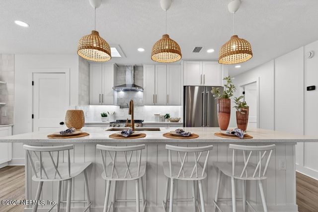 719 14TH Avenue S, Jacksonville Beach, FL 32250