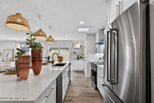 719 14TH Avenue S, Jacksonville Beach, FL 32250