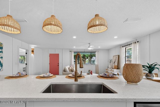 719 14TH Avenue S, Jacksonville Beach, FL 32250