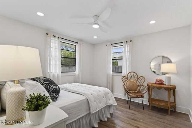 719 14TH Avenue S, Jacksonville Beach, FL 32250